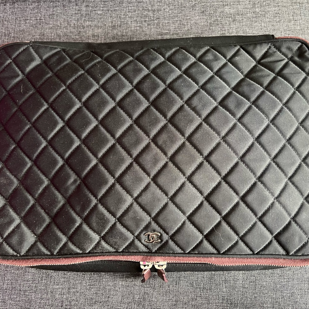 Chanel quilted laptop case clutch